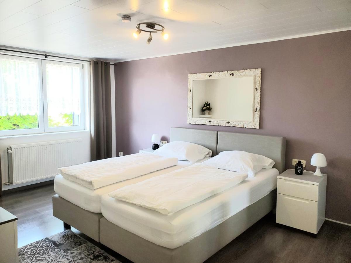 Buetgenbach Ferienhaus Lorea Екстериор снимка